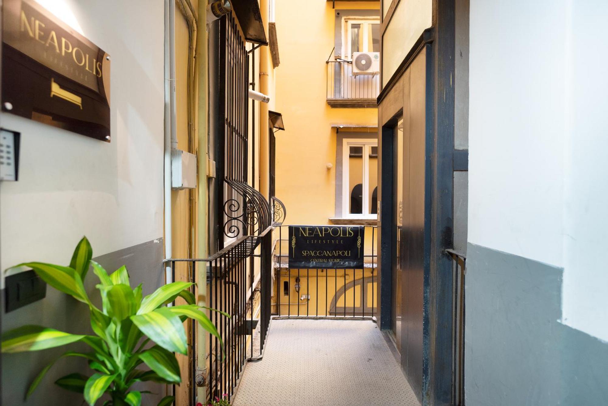 Neapolis Lifestyle Bed & Breakfast エクステリア 写真